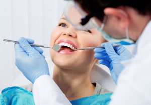 orsatti-dentist-in-san-antonio-implant-procdure-on-patient